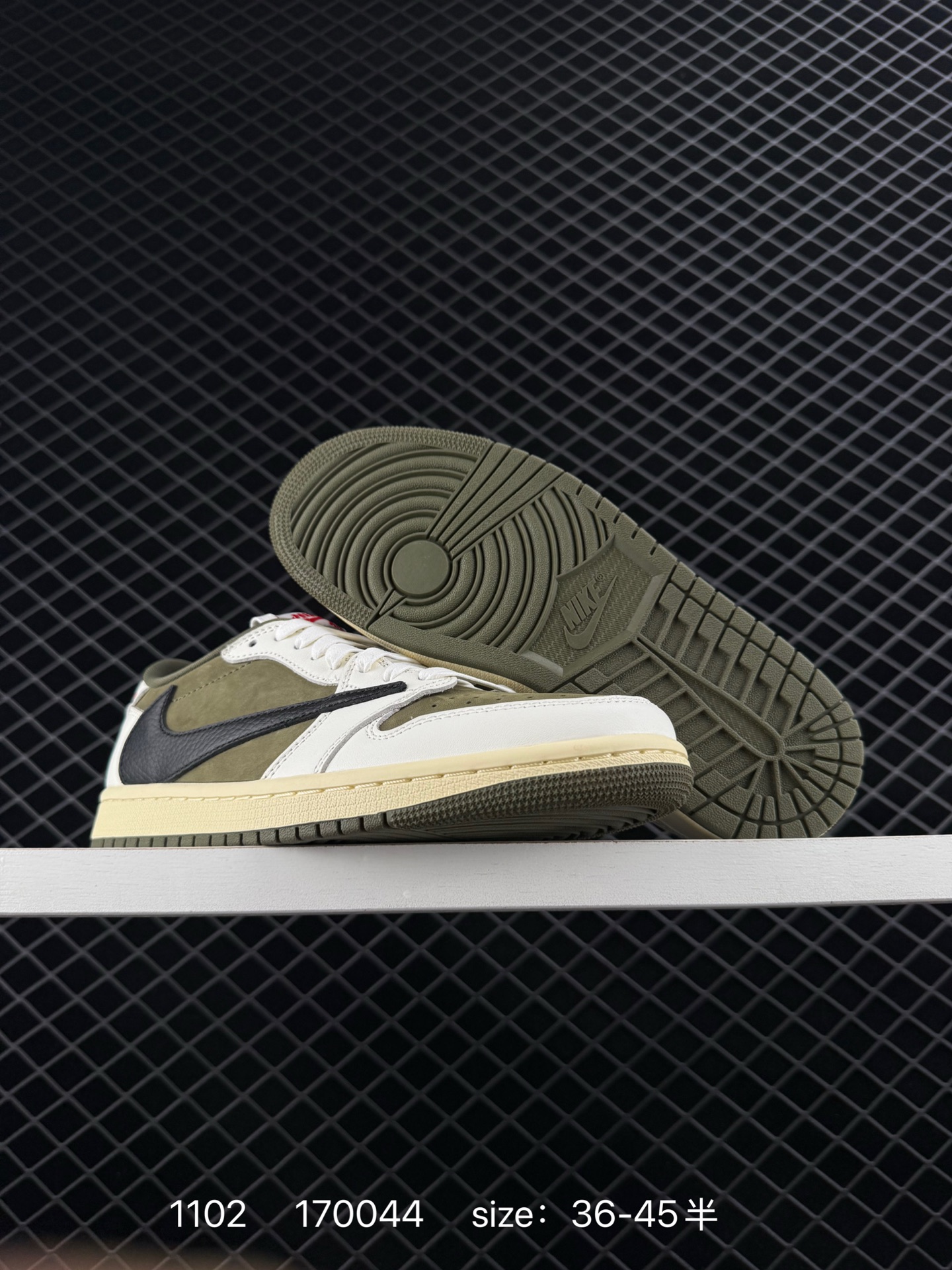 Travis Scott x Air Jordan 1 ” Reverse Mocha “